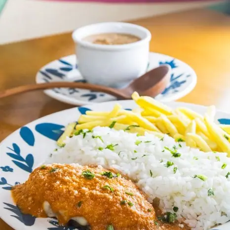 À Parmegiana Vegano — foto do cardápio oficial do Mount Zion Vegan